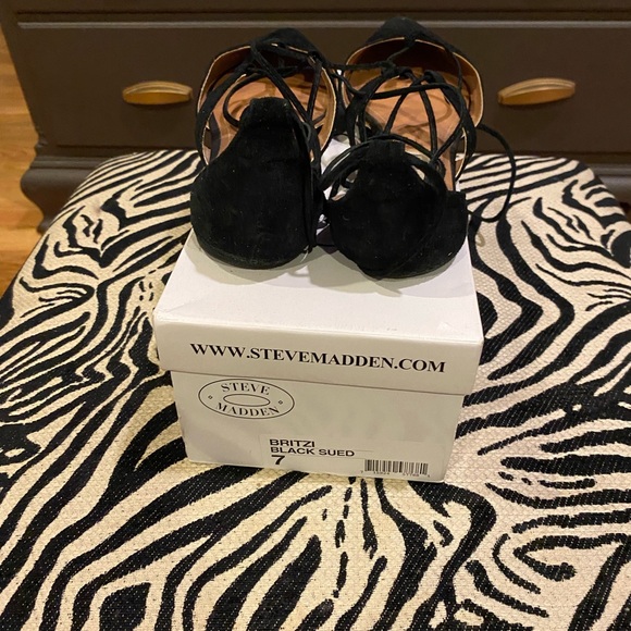 Flat shoes! Still in a good condition! Very soft suede - Picture 4 of 4